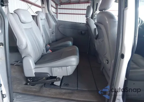 2007 Dodge Grand Caravan Sxt z USA, uszkodzony, nr VIN 2D4GP44L27R132802